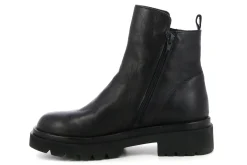 Shop Camila's Flat Ankle Boots Polonia
