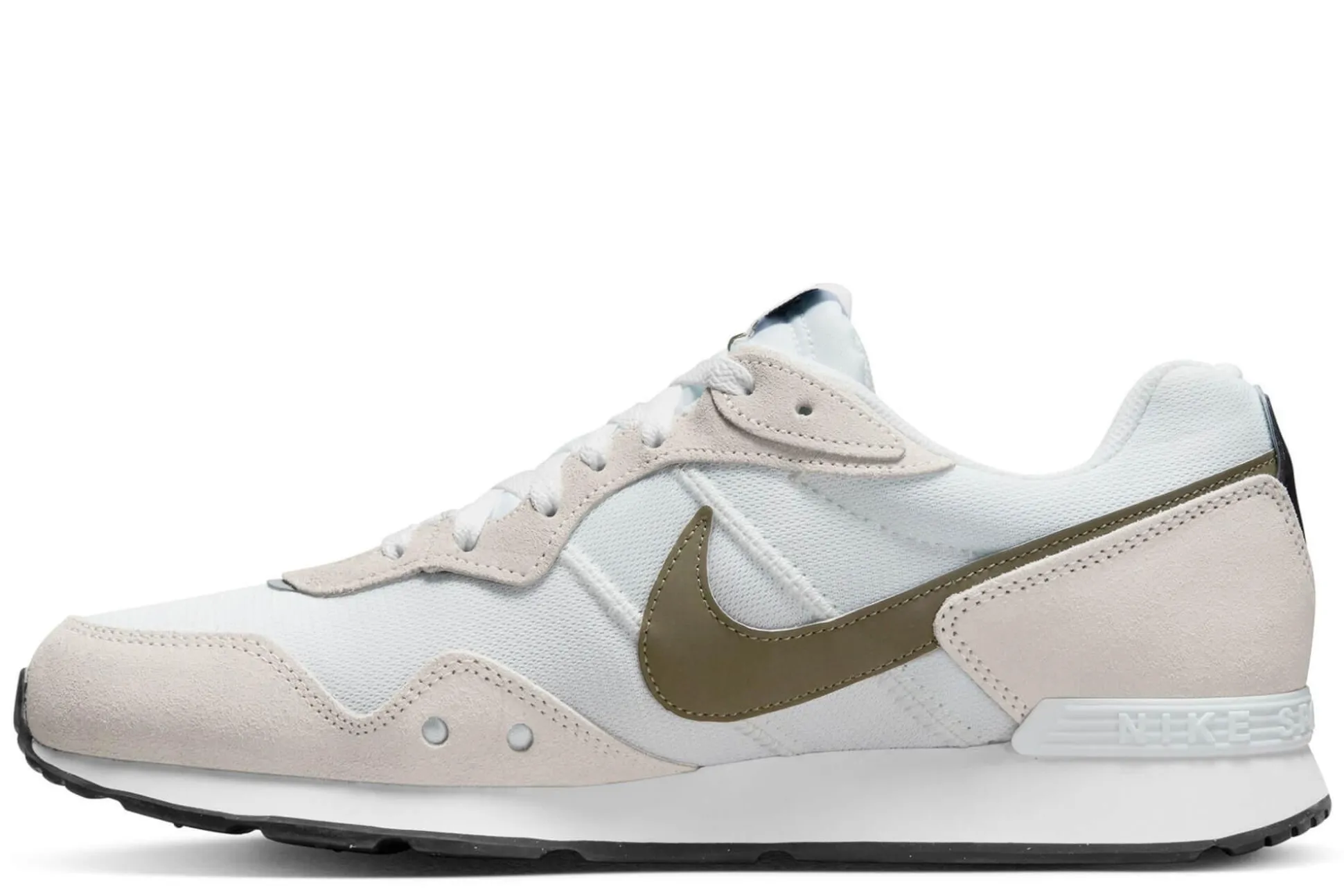 Fashion Nike Sneakers Venture Runner